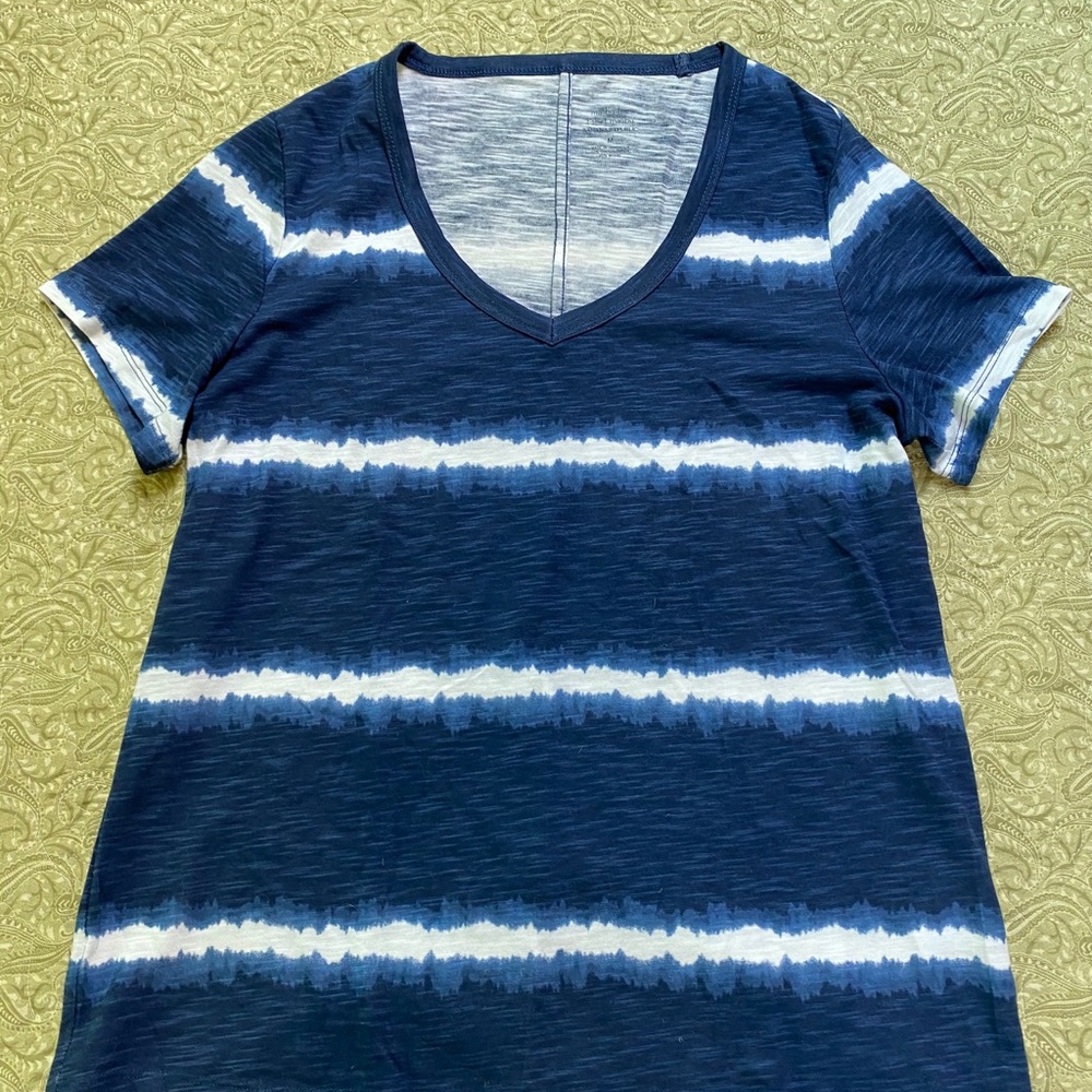 Blue striped tee
